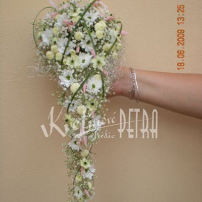 Svatební kytice převislá č. 350