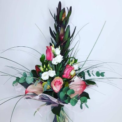 Blumenstrauß aus Rosen und Anthurien Anita