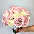 Bukiet ślubny z okrągłych róż nr 556