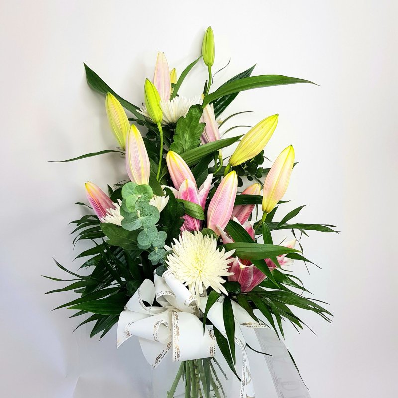 Smuteční kytice z lilií č. 20