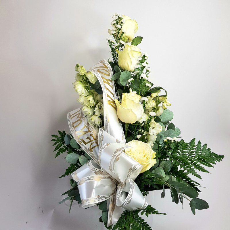 Smuteční kytice z růží č. 17