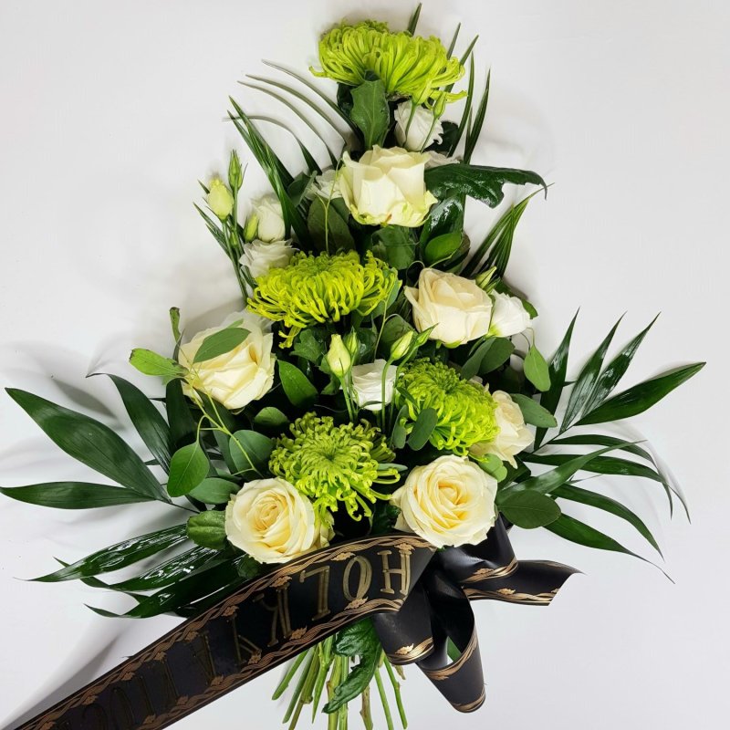 Funeral bouquet tied in hand No. 12