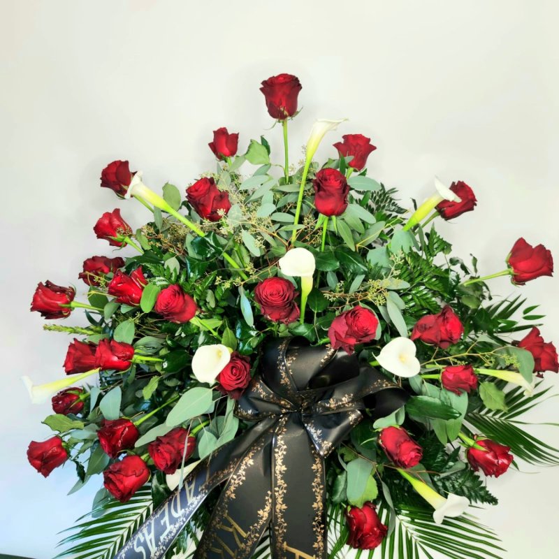 Smuteční kytice vypichovaná č. 12